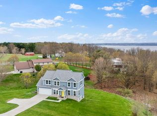 10297 Warren Dr, Traverse City, MI 49686