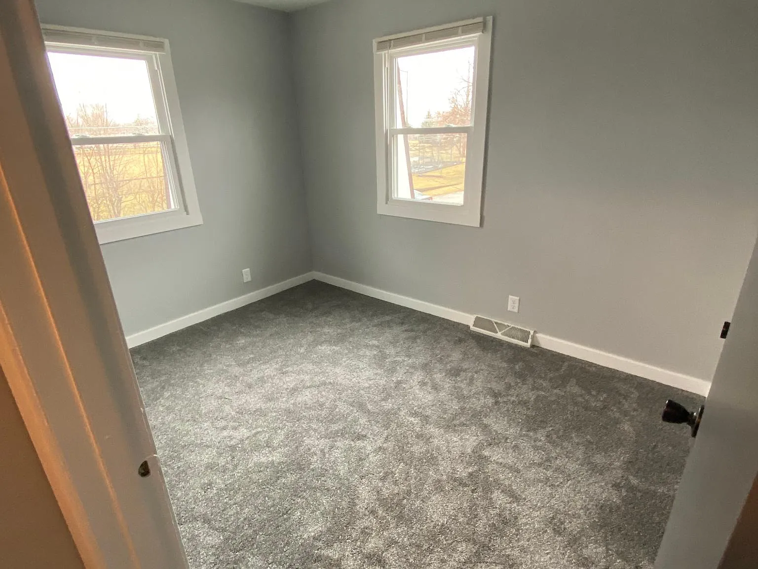 6530 Cedar St — Photo 3