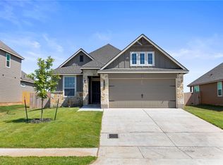 7004 Llano Dr, China Spring, TX 76633