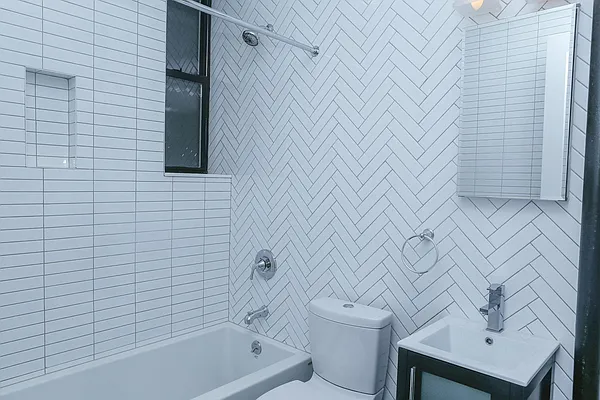 Rented by Nooklyn NYC LLC | media 17