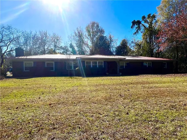 128 N Gill St, Hazlehurst, GA 31539