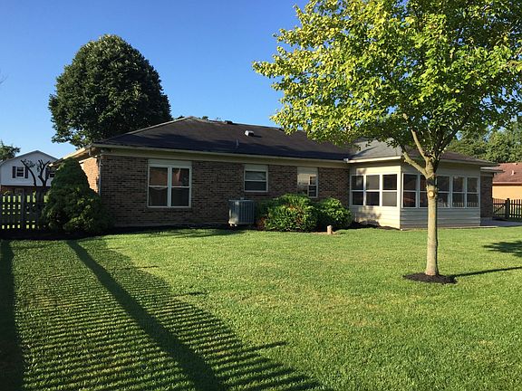 3rd image of 6950 Roberta Dr