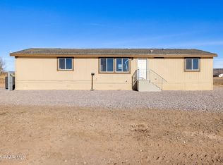1090 W Hollow Point Trl, Paulden, AZ 86334