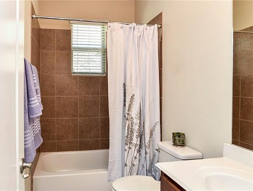 1st image of 4928 Grinstein Dr