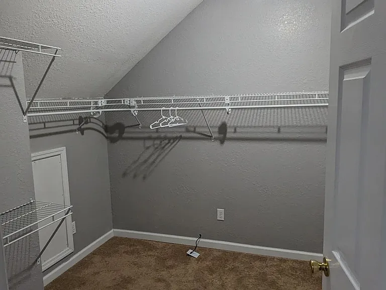 275 Timber Ridge Dr — Photo 9