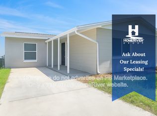 9043 109th Ave, Seminole, FL 33777
