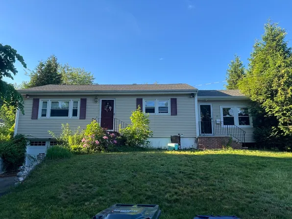 67 Charles St, Dracut, MA 01826