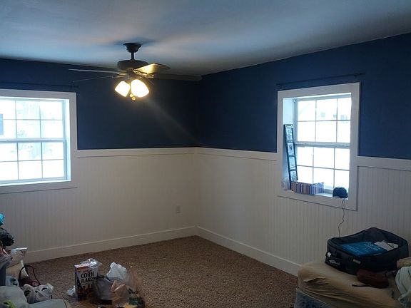 Master Bedroom (11 x 22)