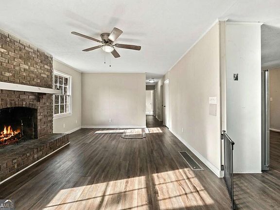 3rd image of 671 Old Camp Church Rd