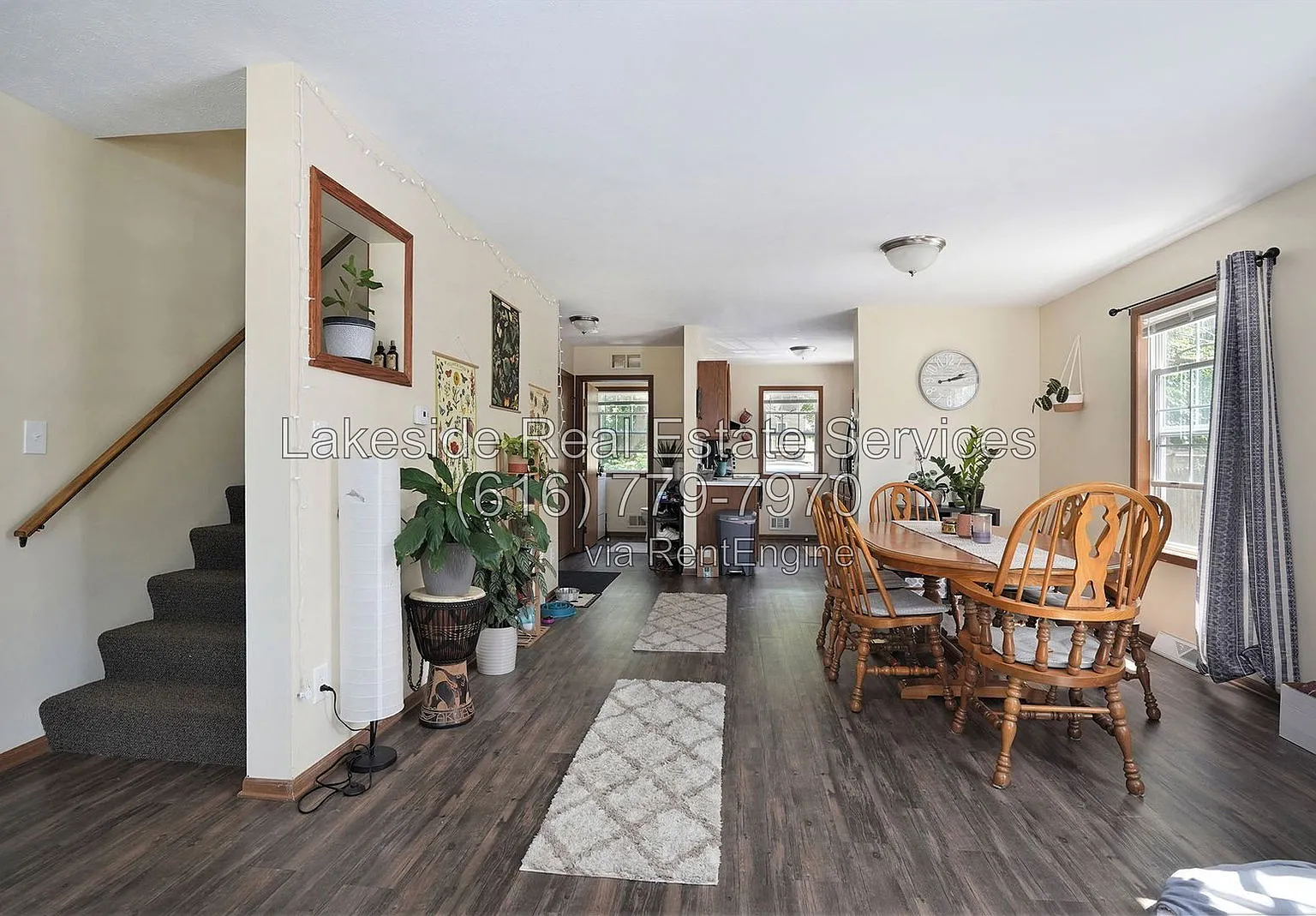 3 bed, 1.5 bath, 1230 sqft, $1,795 — Photo 1