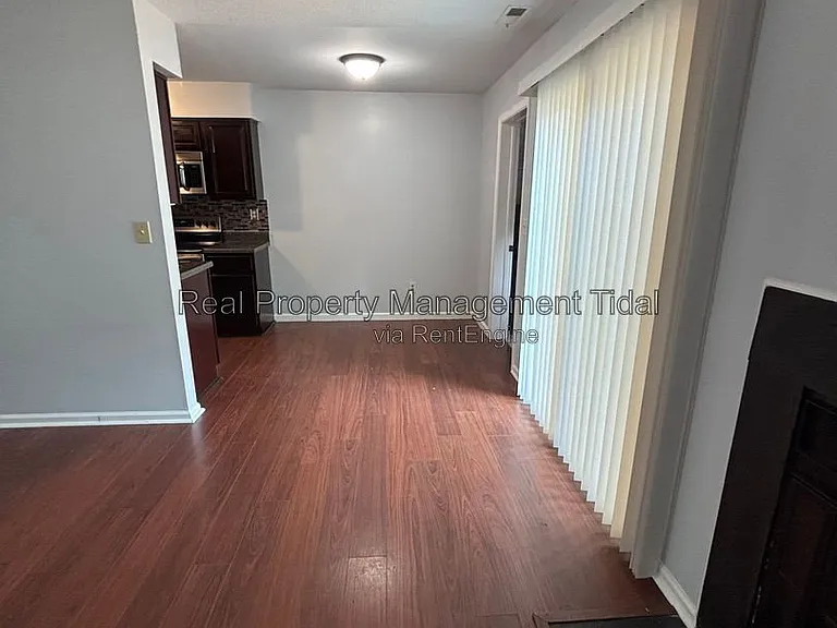 639 Biltmore Dr — Photo 14
