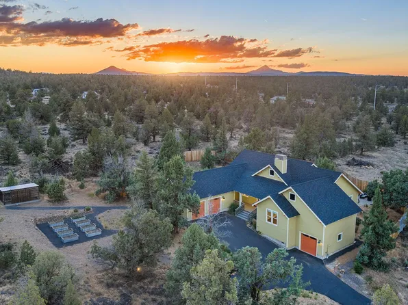 615 NW 89th St, Redmond, OR 97756