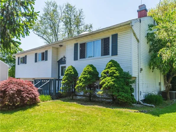 9 Martin Road, Poughkeepsie, NY 12601