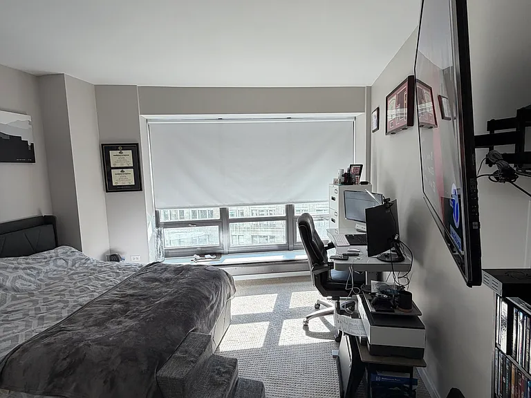 130 N Garland Ct #1906 — Photo 12