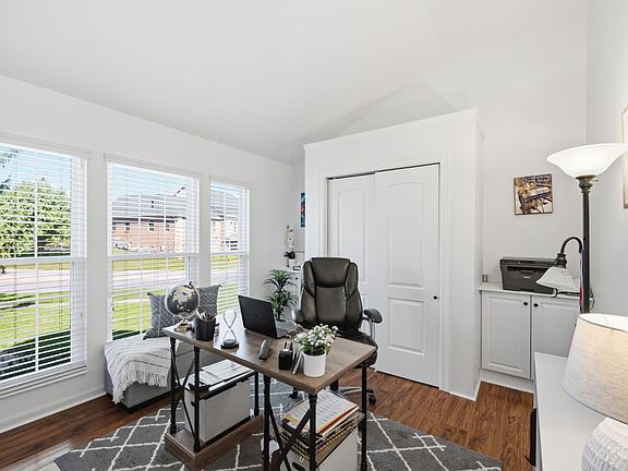 5th image of 6010 Golf Club Ln
