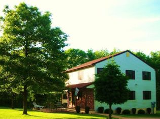 385 Frogtown Rd, Kintnersville, PA 18930