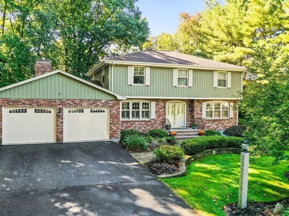 7 Bradley Rd, Andover, MA 01810