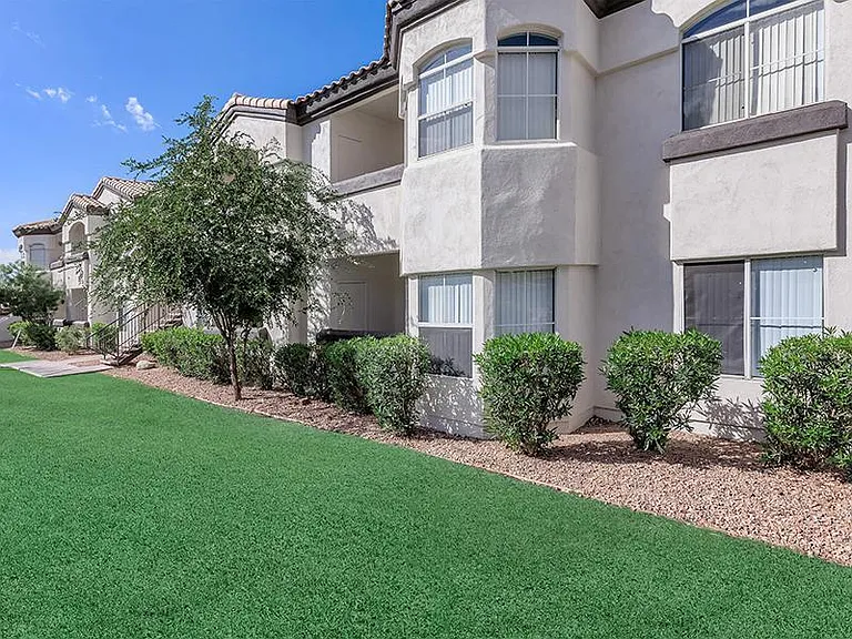 Pinnacle Heights — Photo 40