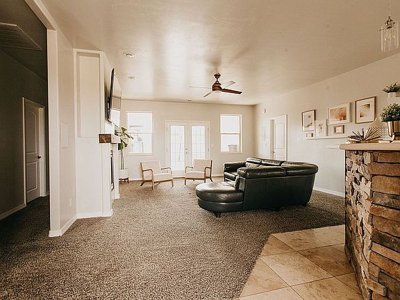 3rd image of 4414 Casa Bonita Dr