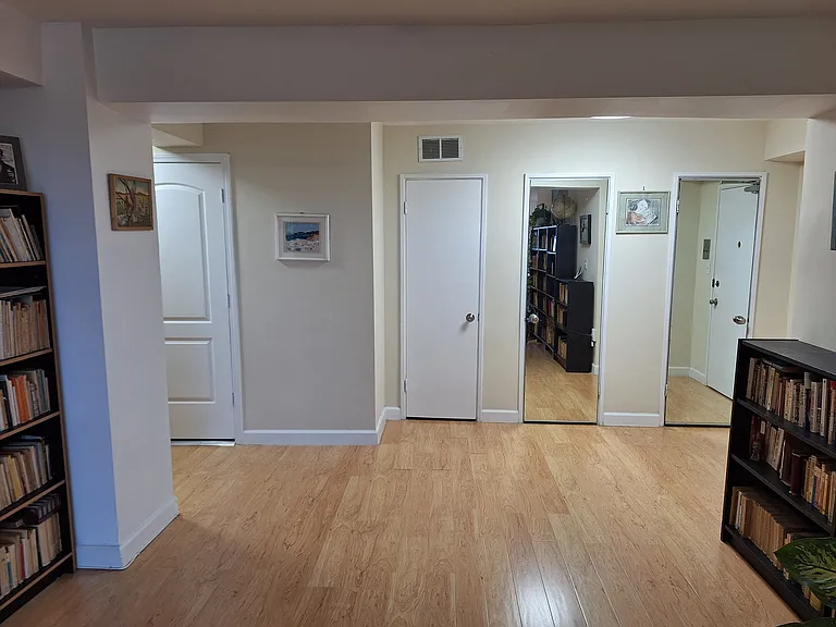 4200 N Marine Dr #901 — Photo 9