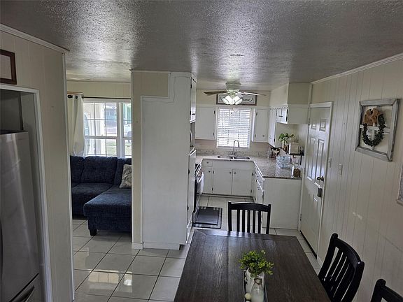 4th image of 10315 Carthage Dr