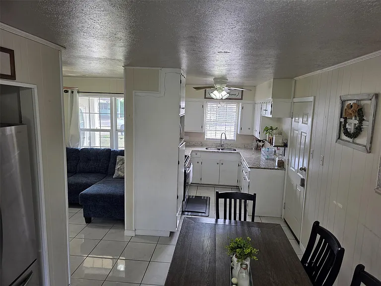10315 Carthage Dr — Photo 5