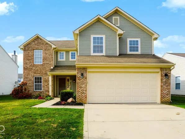 14226 Gentry Dr, Fishers, IN 46038