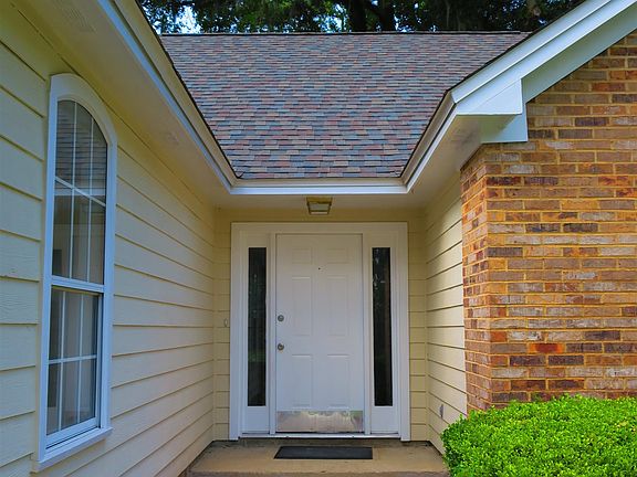 2nd image of 2736 McFarlane Ct