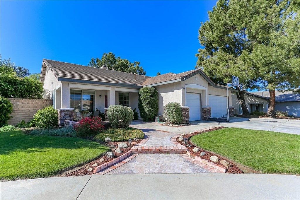 33371 Golden Meadow Ct, Yucaipa, CA 92399 Zillow
