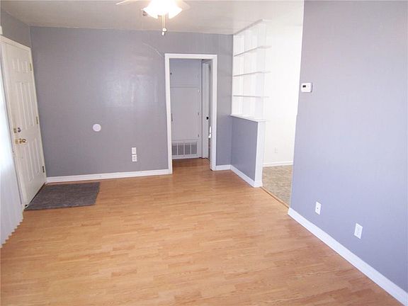 5th image of 1212 Dakota St