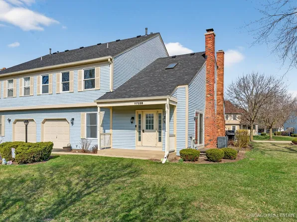 11722 Daniel Ln #39, Huntley, IL 60142