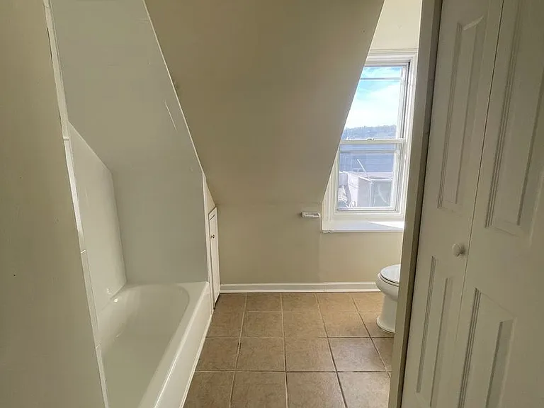9413 Bustleton Ave #B — Photo 12