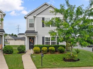 1719 Overcreek Cir, Winston Salem, NC 27127