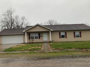 11 N Richland St, Freeburg, IL