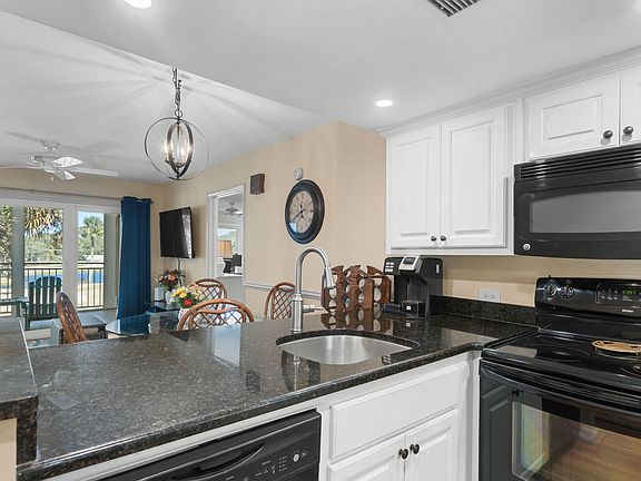 4th image of 2905 Atrium Villa #2905