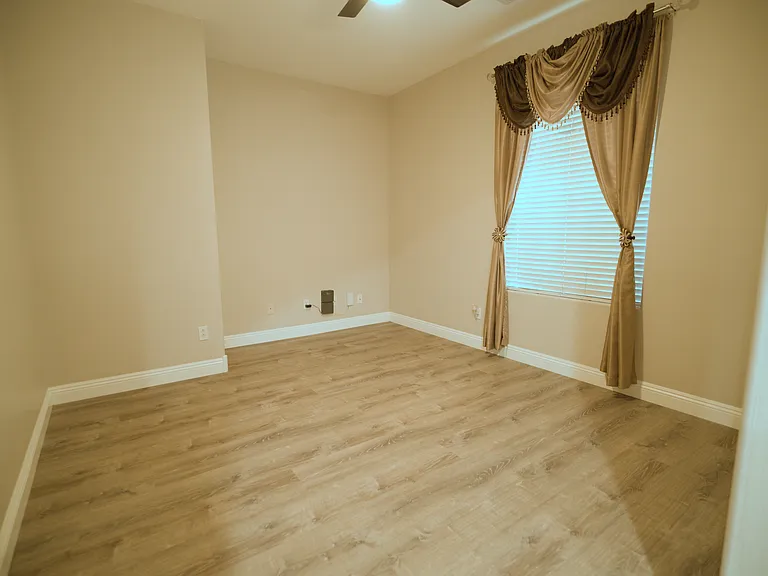 14169 W Desert Hills Dr — Photo 21