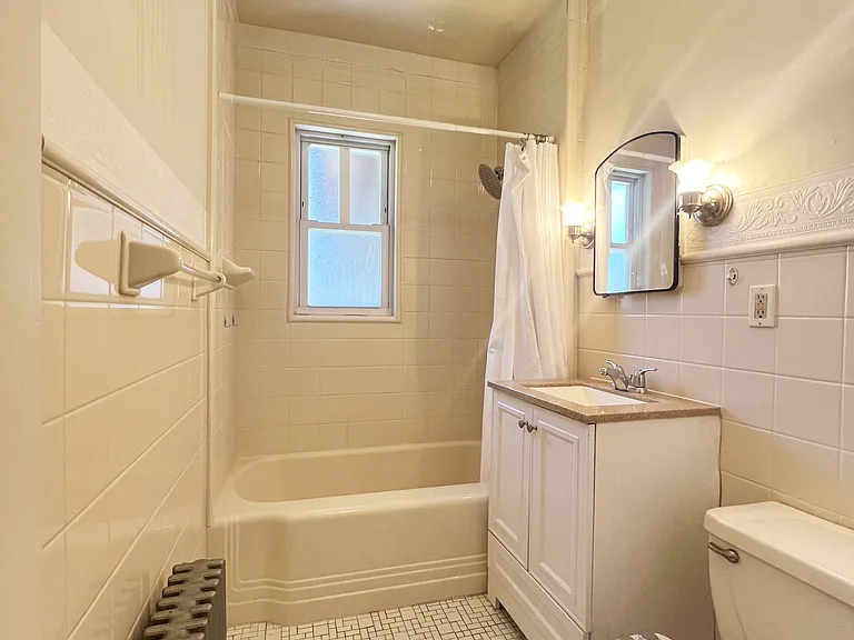 139 E Squantum St #1 — Photo 9