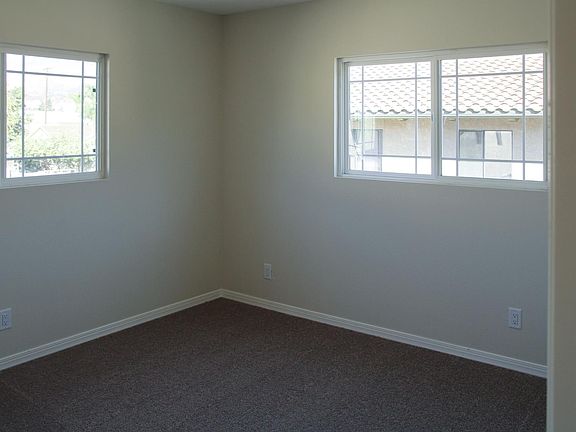 5th image of 1109 E Ventura St #B