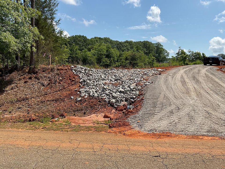 1st image of 3550 Centenary Rd