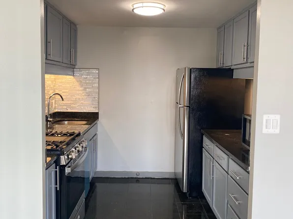 98 Wells St, Hartford, CT