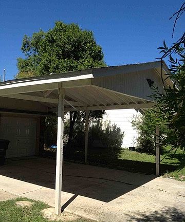 3rd image of 8303 E CASTLECREEK