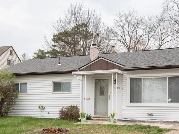 3980 Dillon Dr, Columbus, OH 43227