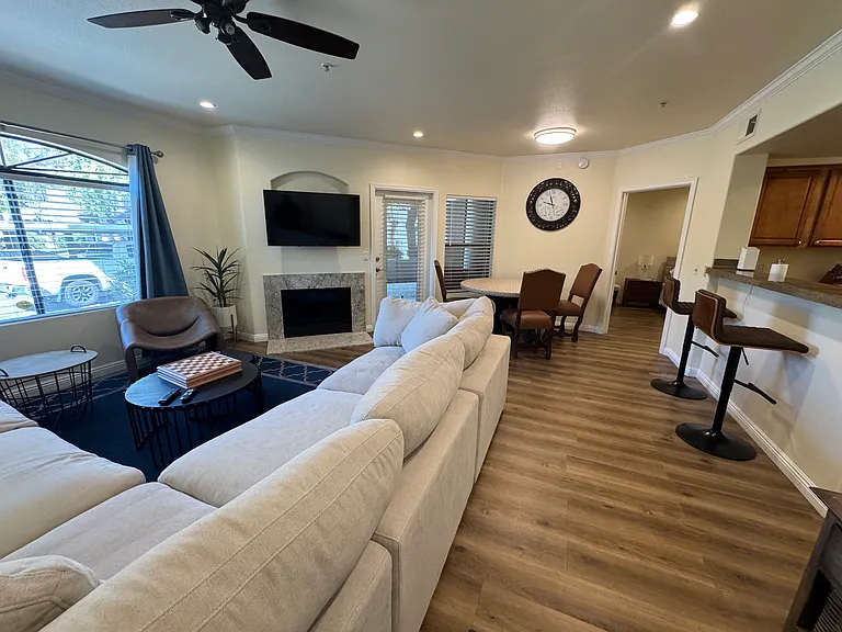 15095 N Thompson Peak Pkwy #1038 — Photo 7