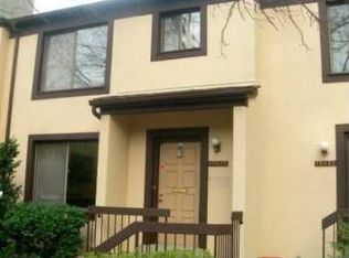 10625 Muirfield Dr, Potomac, MD 20854