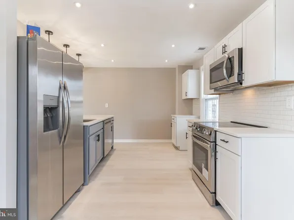 7235 Cross St, District Heights, MD 20747