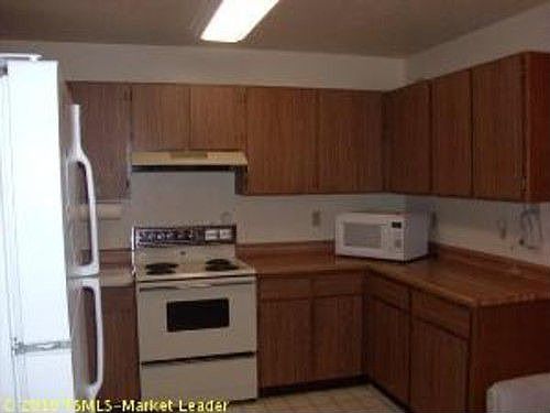 3rd image of 12943 Northwoods Blvd #4