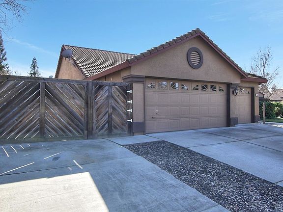 2nd image of 1359 Avenida Alvarado