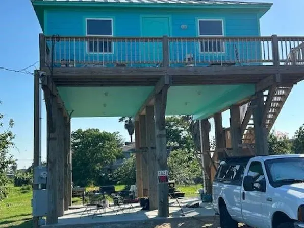 1021 Sage Rd, Crystal Beach, TX 77650