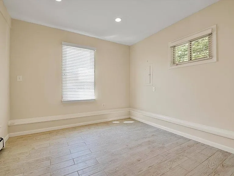 25A Gardners Ln — Photo 12