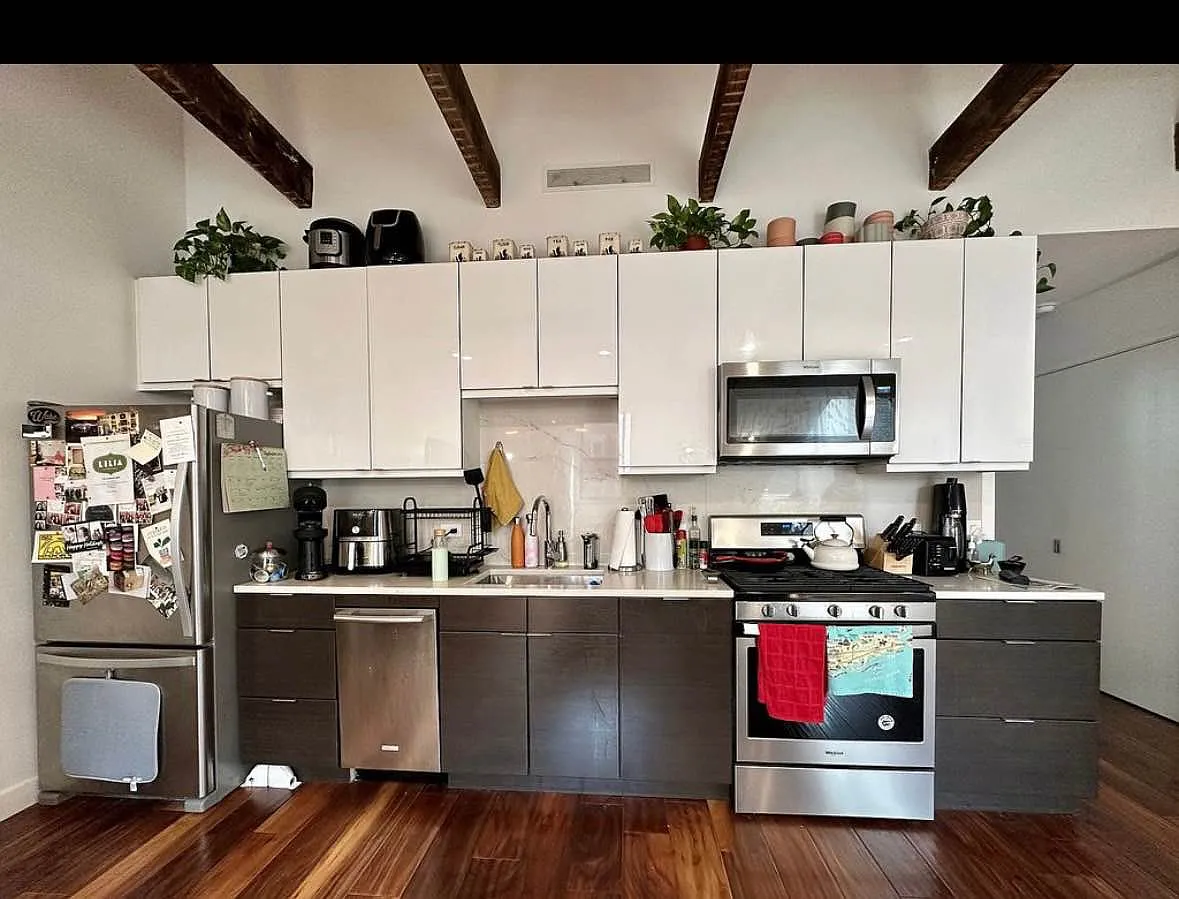 190 Grand Street — Photo 1